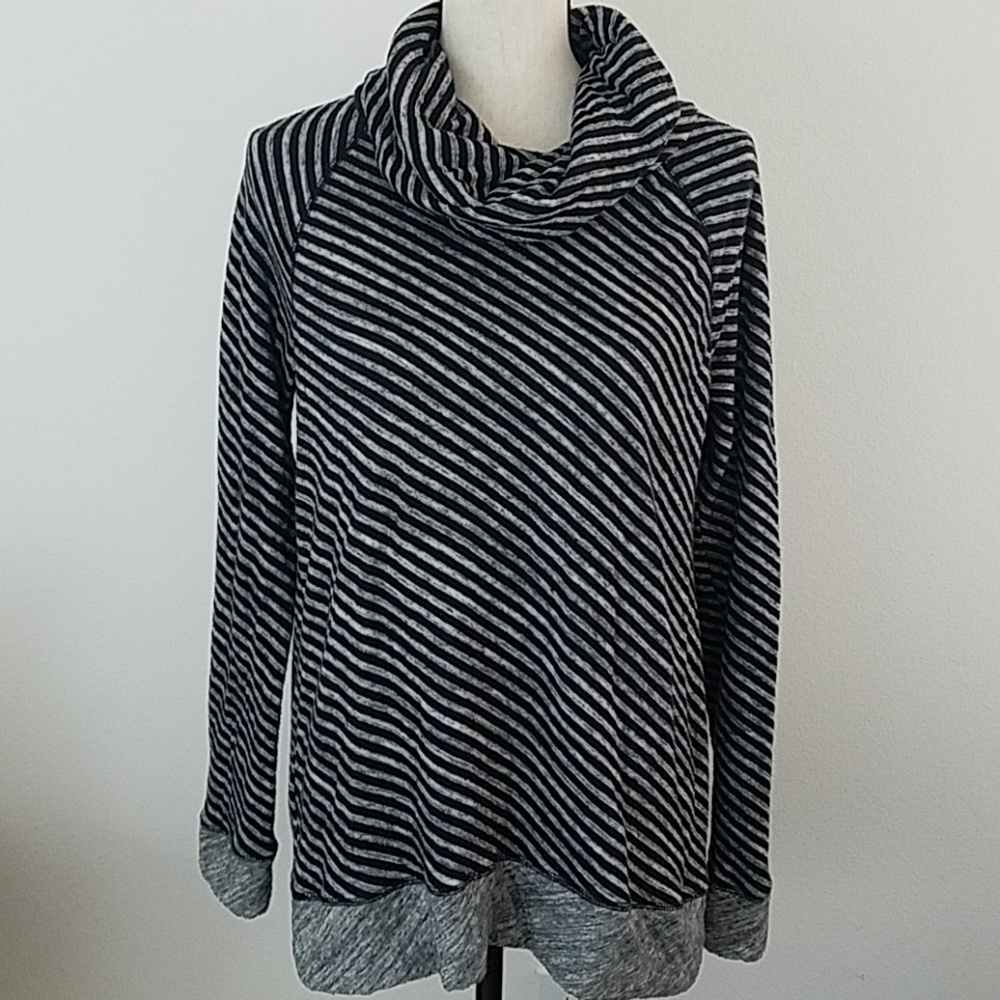 Lou & Grey Cowl Neck Shirt Size Large